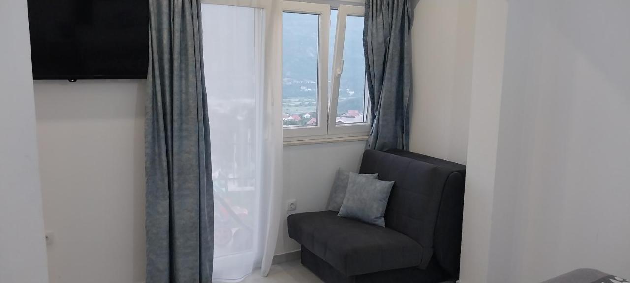 Bojan Apartment Igalo Ngoại thất bức ảnh
