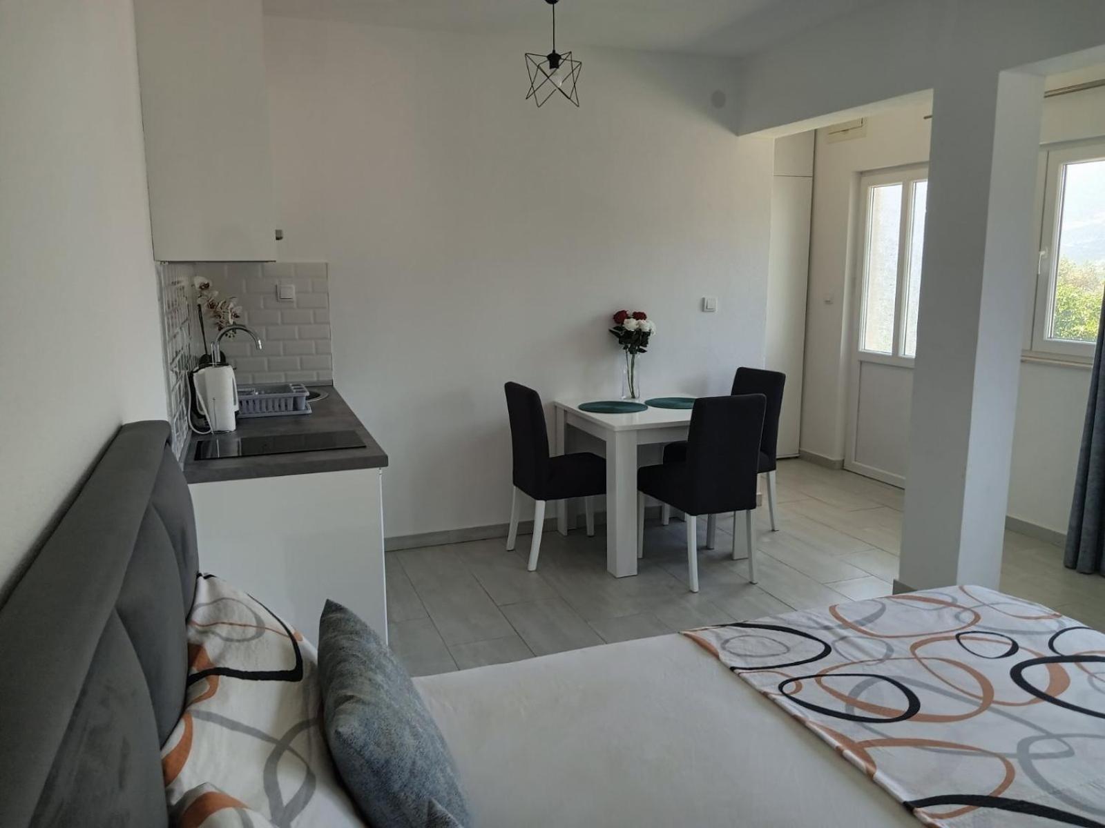 Bojan Apartment Igalo Ngoại thất bức ảnh