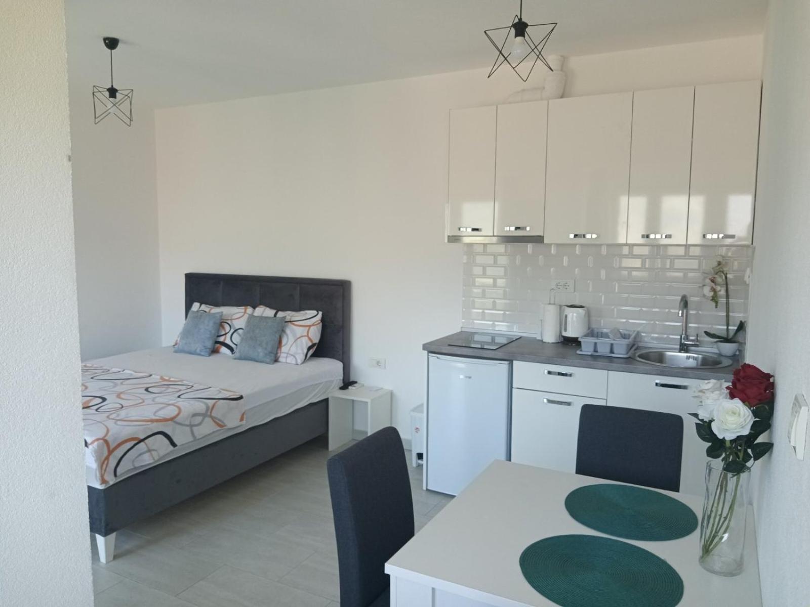 Bojan Apartment Igalo Ngoại thất bức ảnh